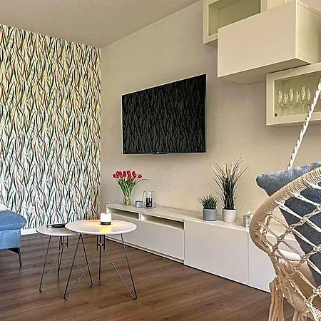 Mit Balkon Nahe Golfplatz In 3*